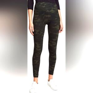 NWT...Spanx Look At Me Now Leggings, Green Camo Size Small